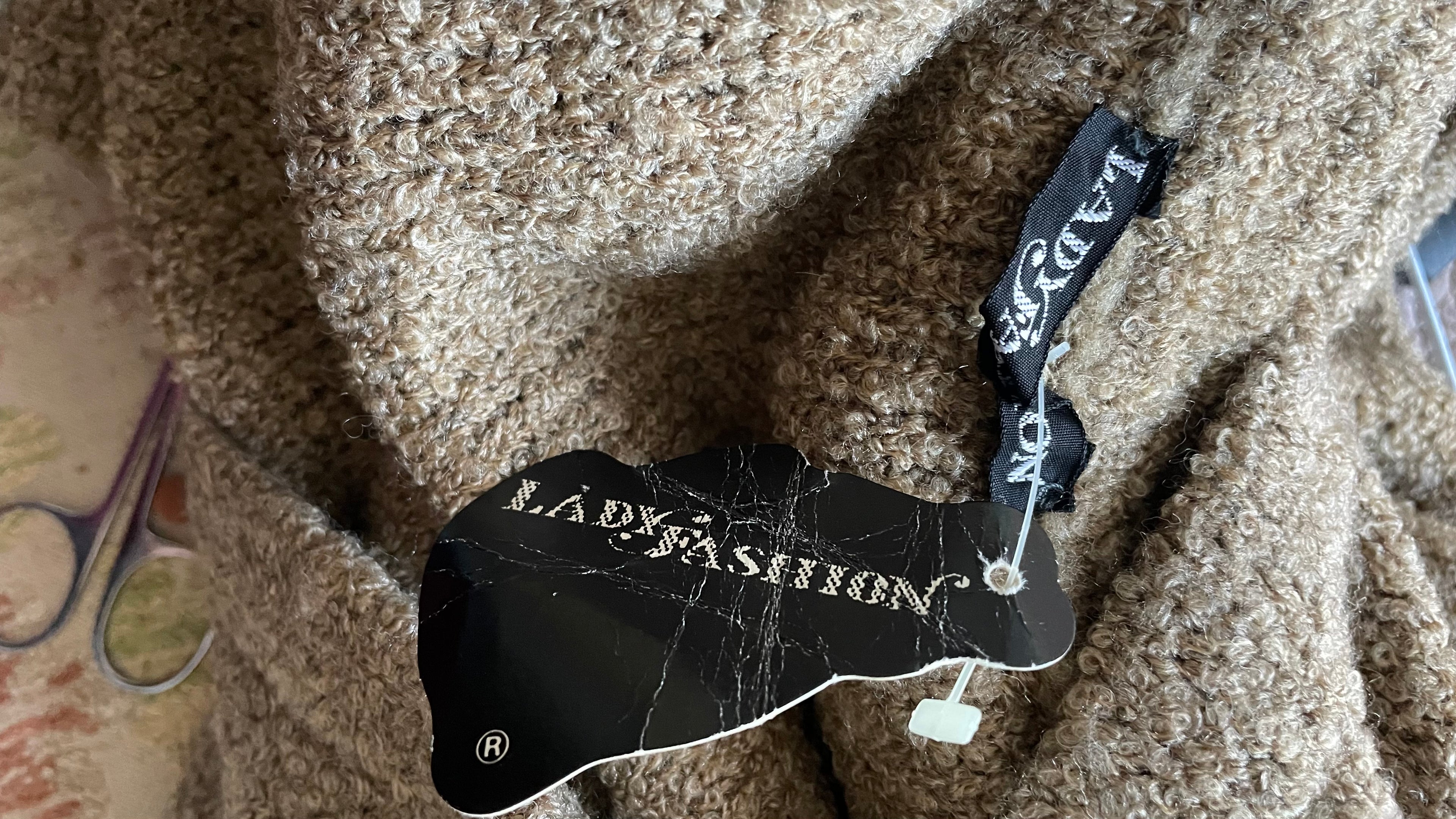 cardigan bouclè deadstock 70s