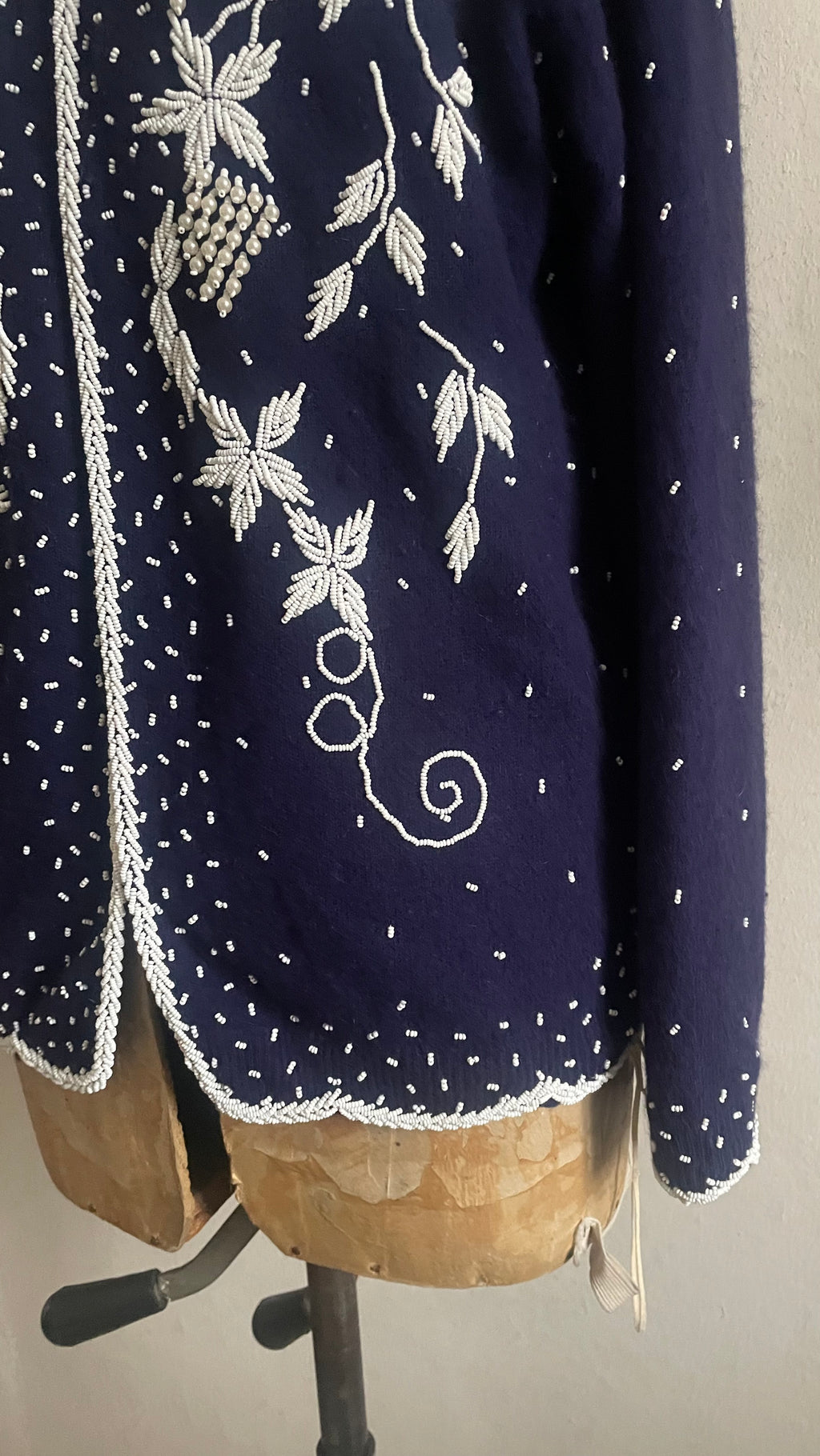 Cardigan ricamo a mano vintage 80s