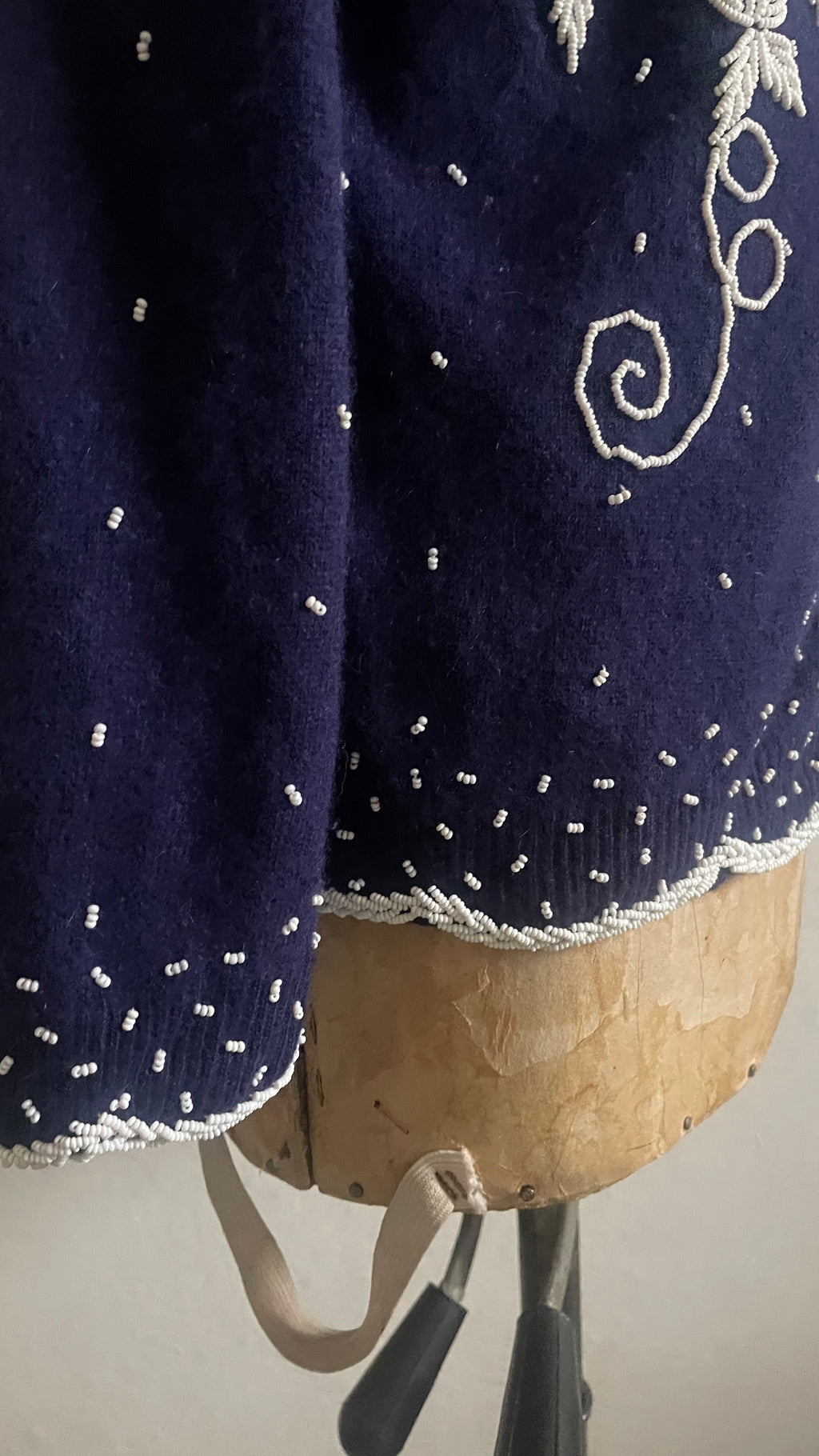 Cardigan ricamo a mano vintage 80s