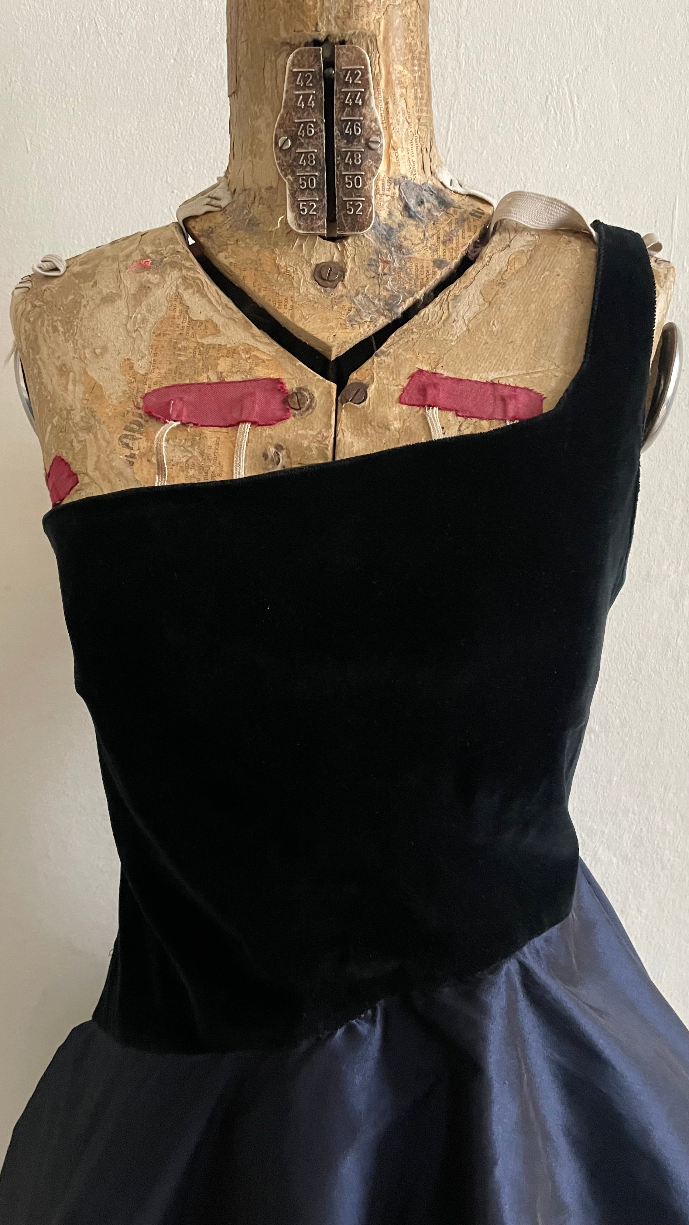 [NINA HAGEN] partydress vintage 80s
