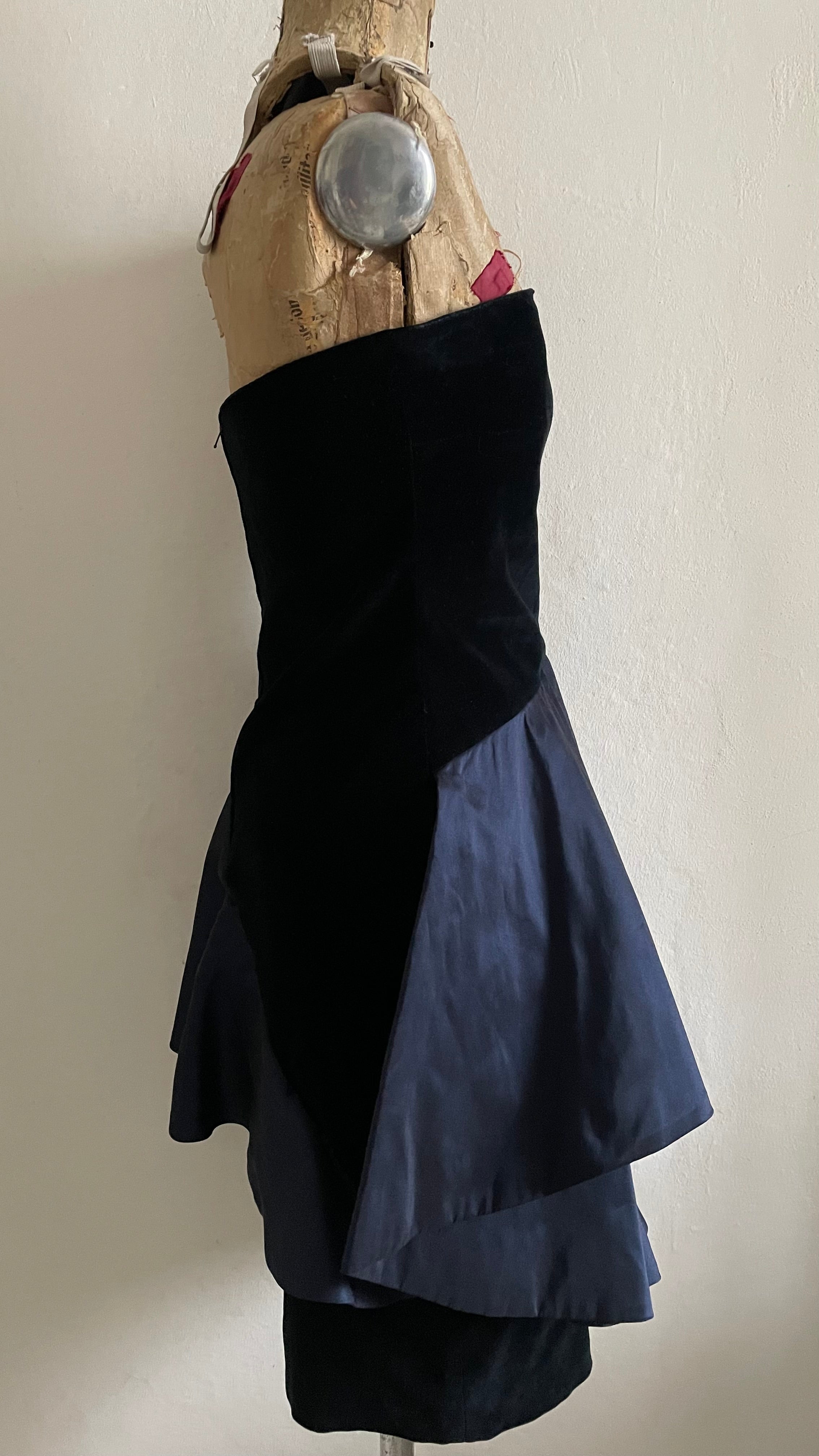 [NINA HAGEN] partydress vintage 80s