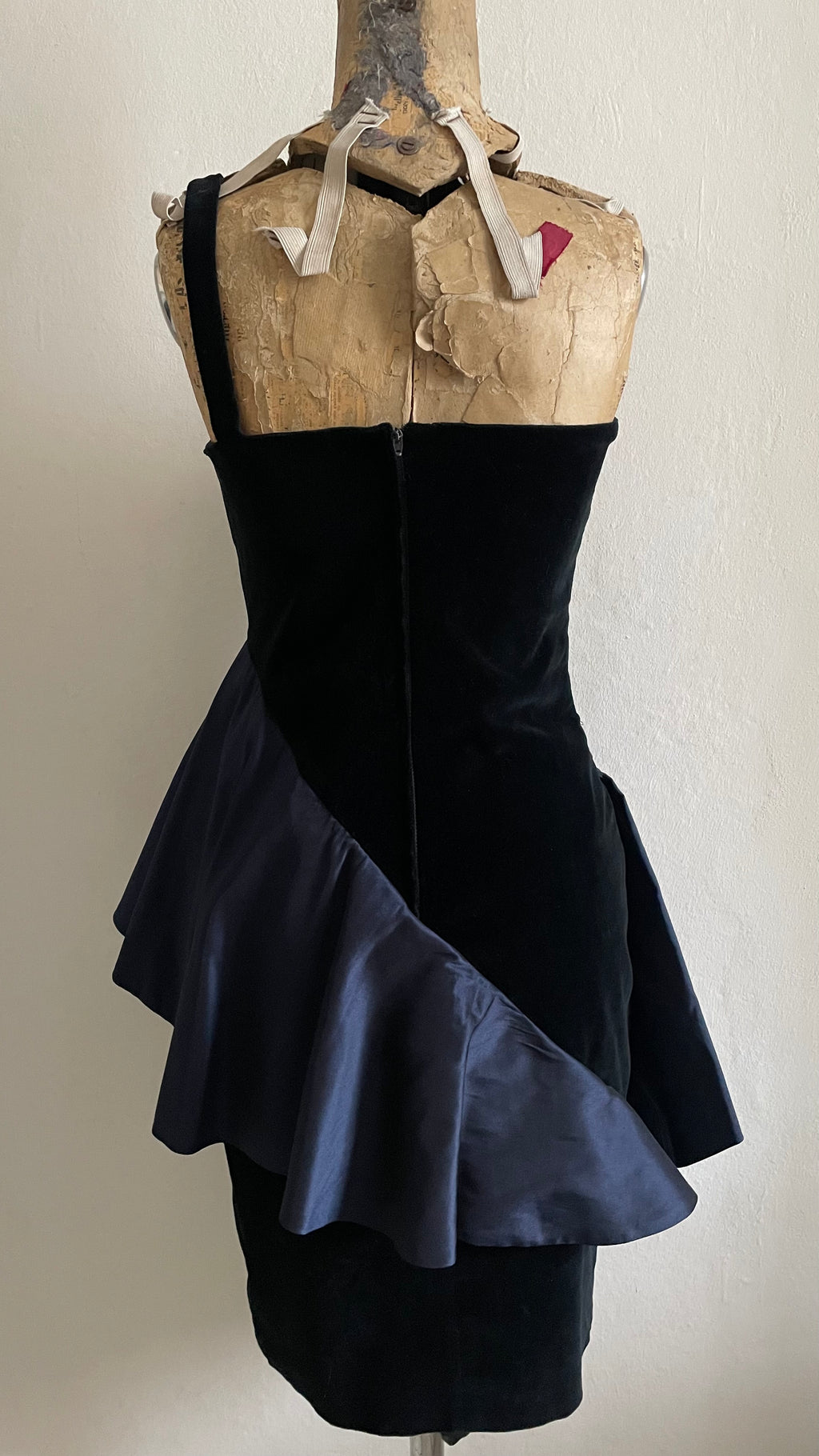 [NINA HAGEN] partydress vintage 80s