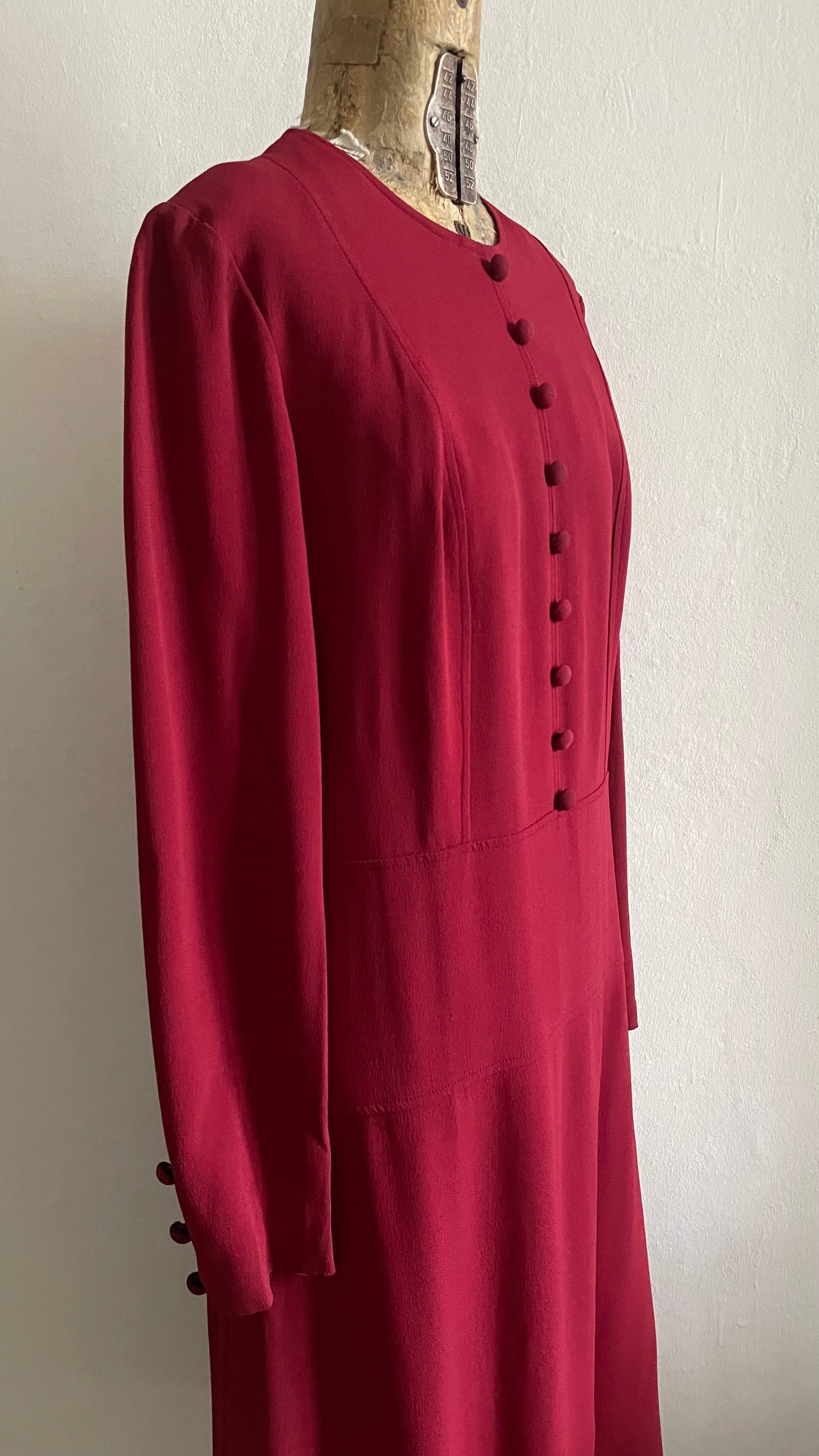 (ADALGISA LUGLI) Abito in crepe di seta rosso lampone 60s