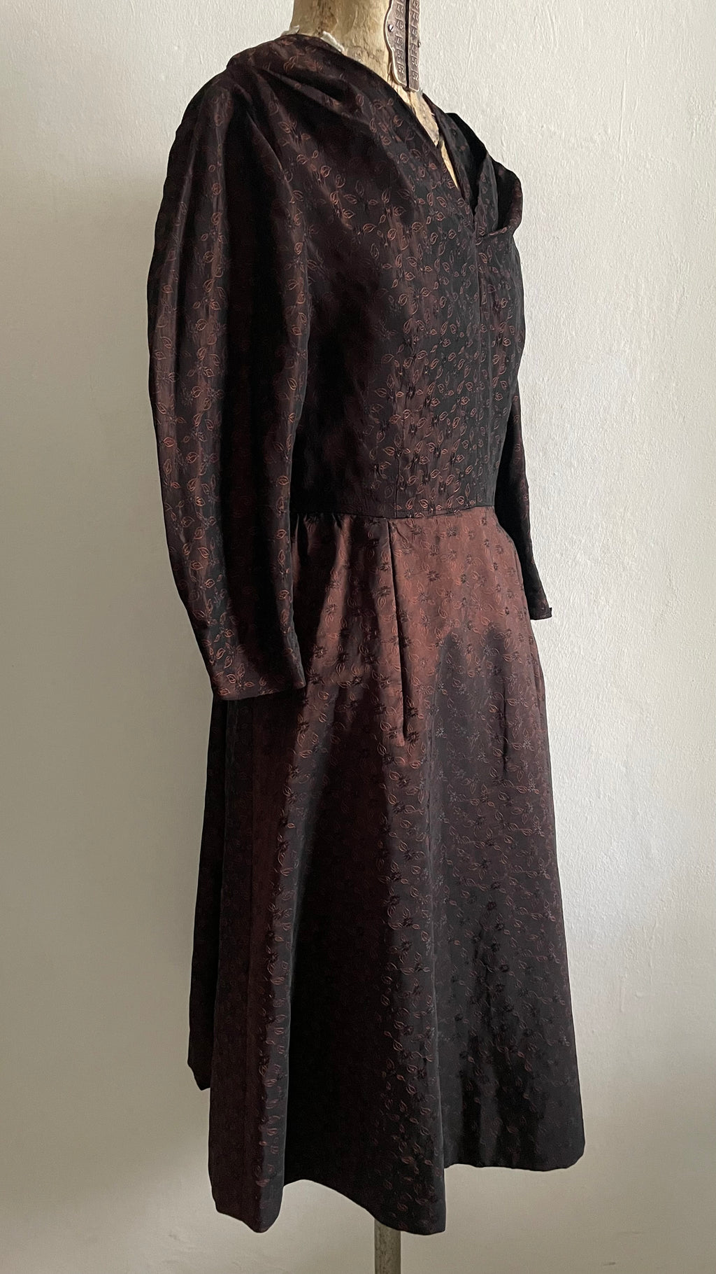 (CLAUDETTE COLBERT) Abito sartoriale vintage anni Cinquanta