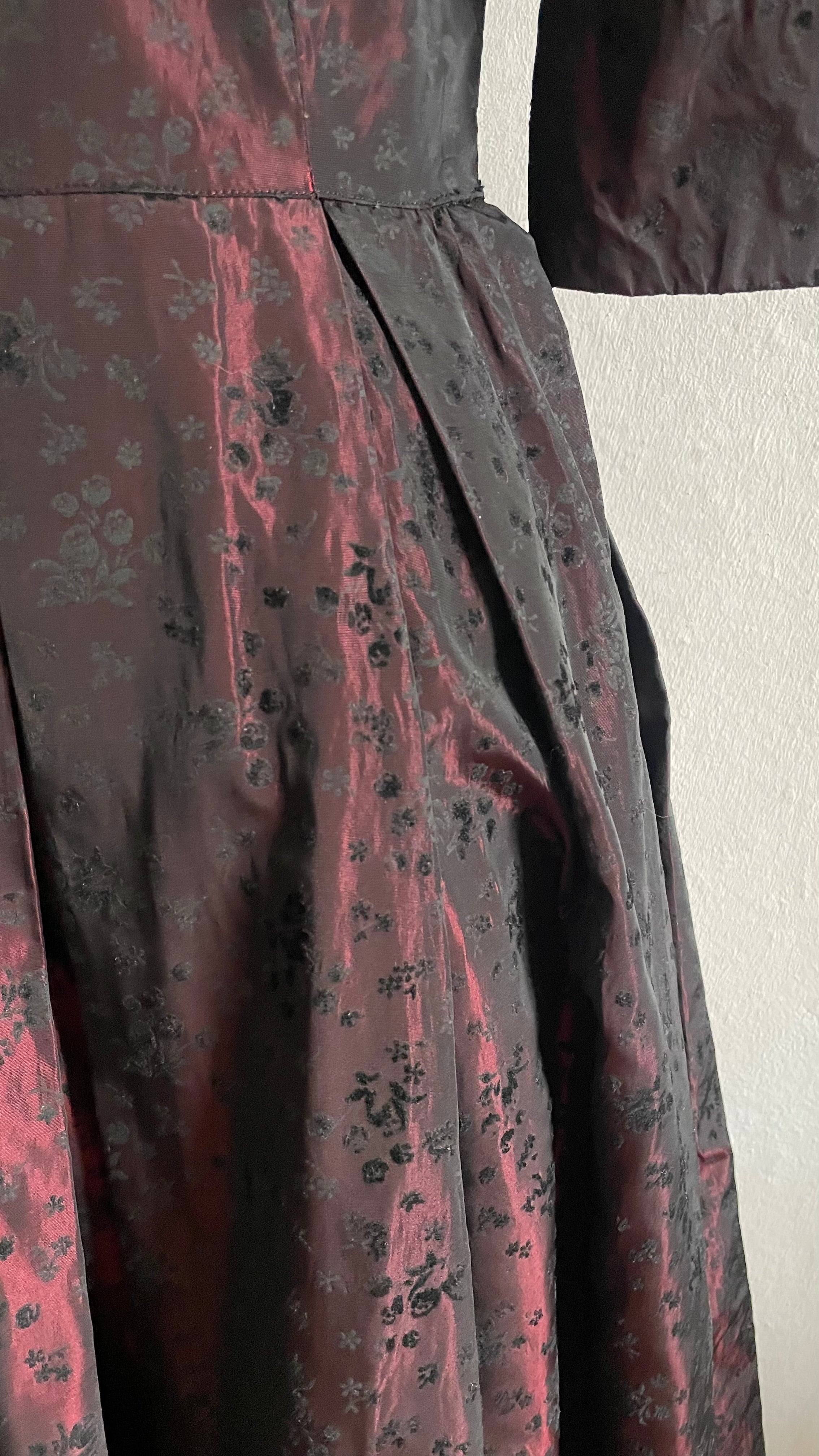 (THEDA BARA) party dress vintage 40s