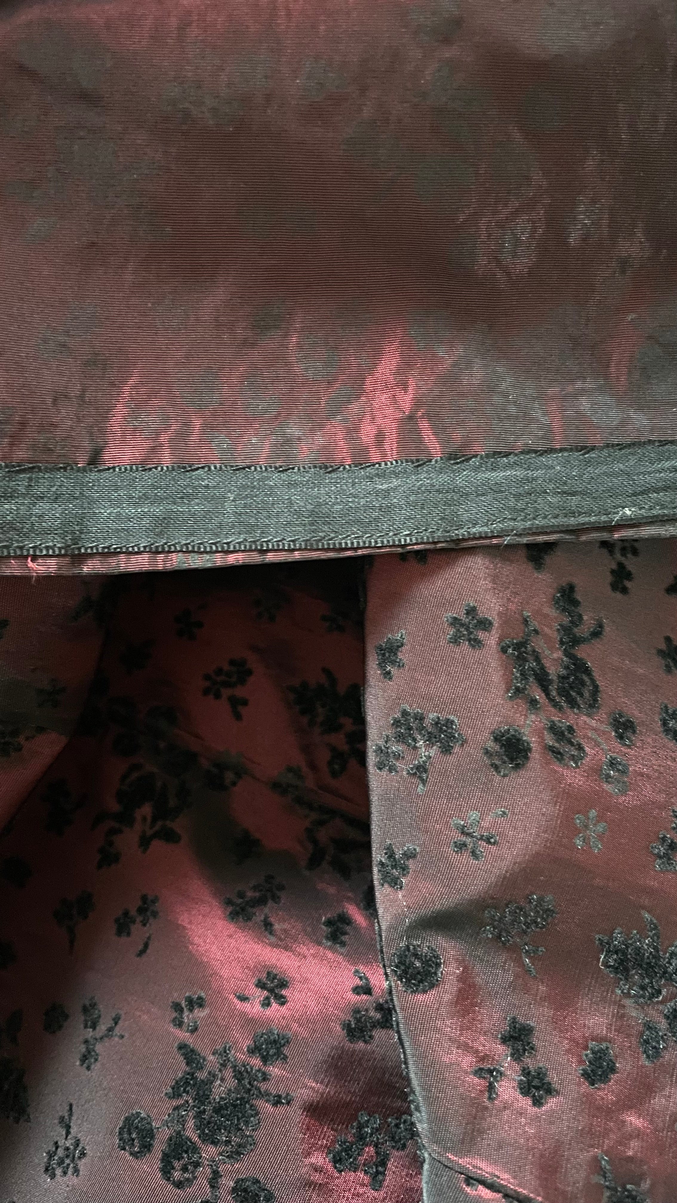 (THEDA BARA) party dress vintage 40s